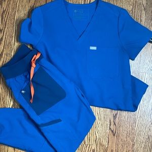 Figs, EUC amazing color, style, and contrast. XS/XS